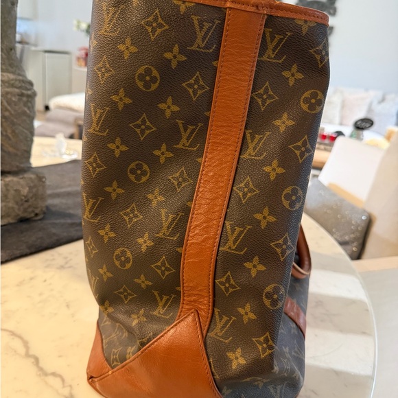 Louis Vuitton Brown Monogram Travel Bag - Picture 2 of 9
